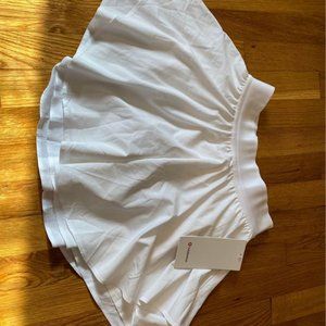 Lululemon Court Rival skirt
